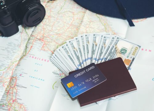 7 Best Travel Credit Cards for Flight Booking